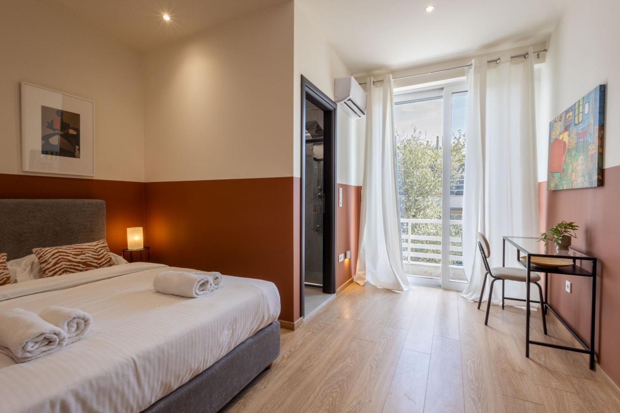 Luxurious 3-Bedroom Seaside Retreat Fully Renovated In 2025 أثينا المظهر الخارجي الصورة